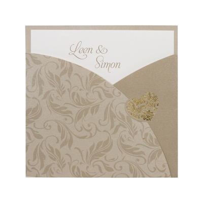 Zandkleurige bloemenkaart met hart in goudfolie (104.004)