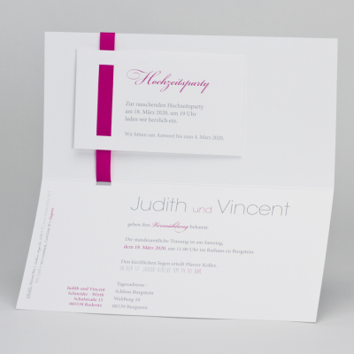 Elegante Hochzeitskarte mit fuchsia Bändchen (105.031)