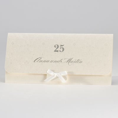 Elegante perlmuttfarbige Jubiläumskarte mit weißer Schleife (106.320)