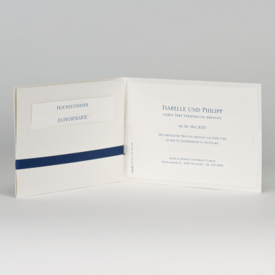 Cremefarbige Hochzeitstasche mit blauem Band
 (108.119)